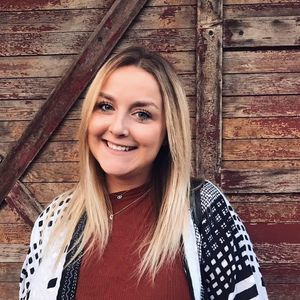 Meet your Posher, Caroline